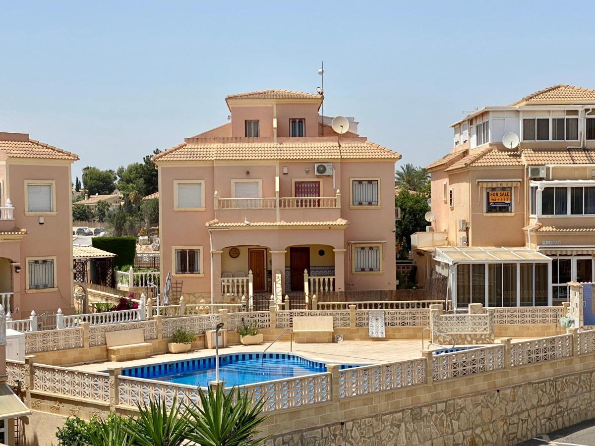 Olive Tree Bungalow La Zenia Dehesa de Campoamor  外观 照片